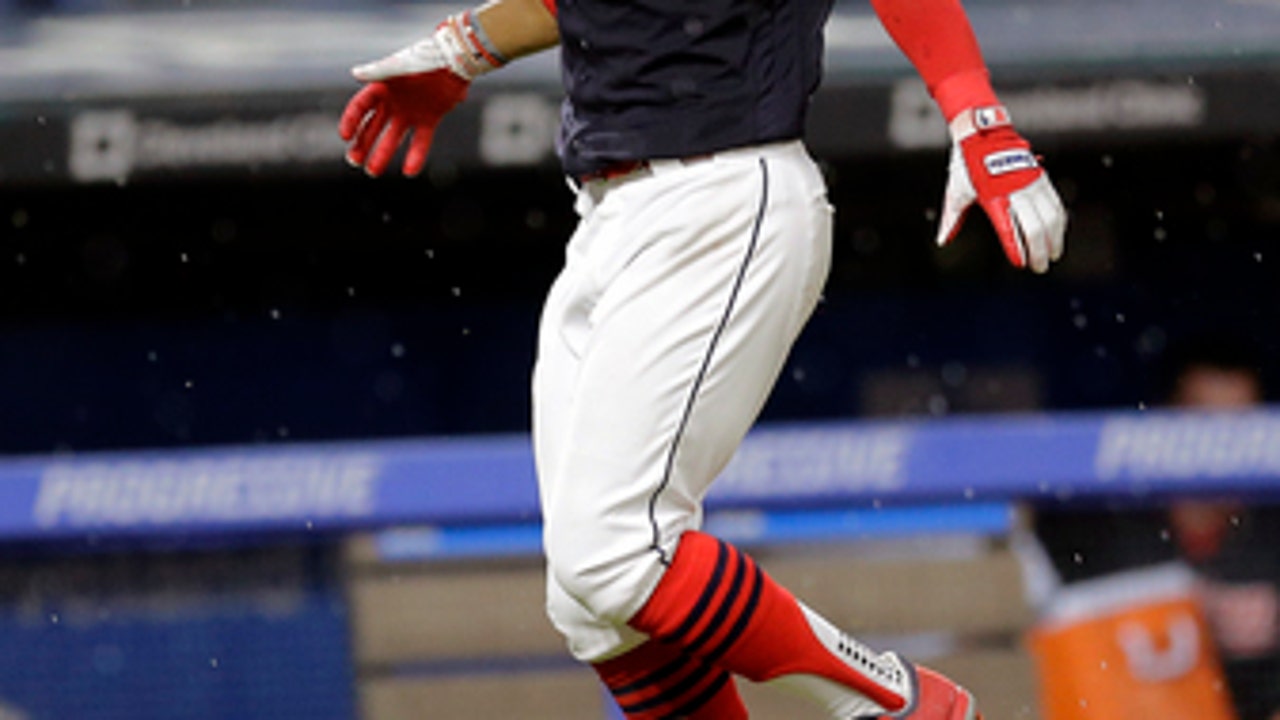 Lindor's home run in 10th inning lifts Indians past Toronto (Jul 22, 2017)
